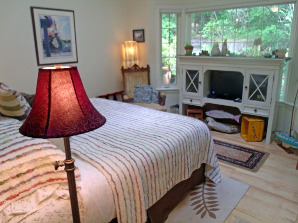 Inn To The Woods Friday Harbor Cameră foto